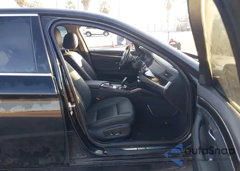 2015 BMW 528I z USA, uszkodzony, nr VIN WBA5A5C53FD520697